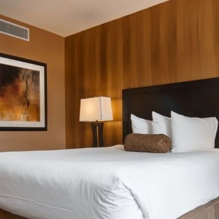 American Hotel Freehold Esterno foto