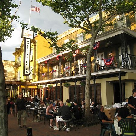 American Hotel Freehold Esterno foto